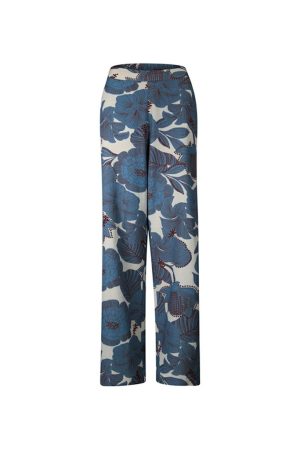 Another Woman 612223