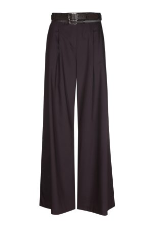 Caroline Biss 4551